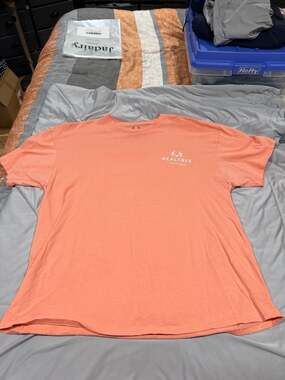 Realtree Fishing Men's XL Short Sleeve Orange Graphic T-Shirt